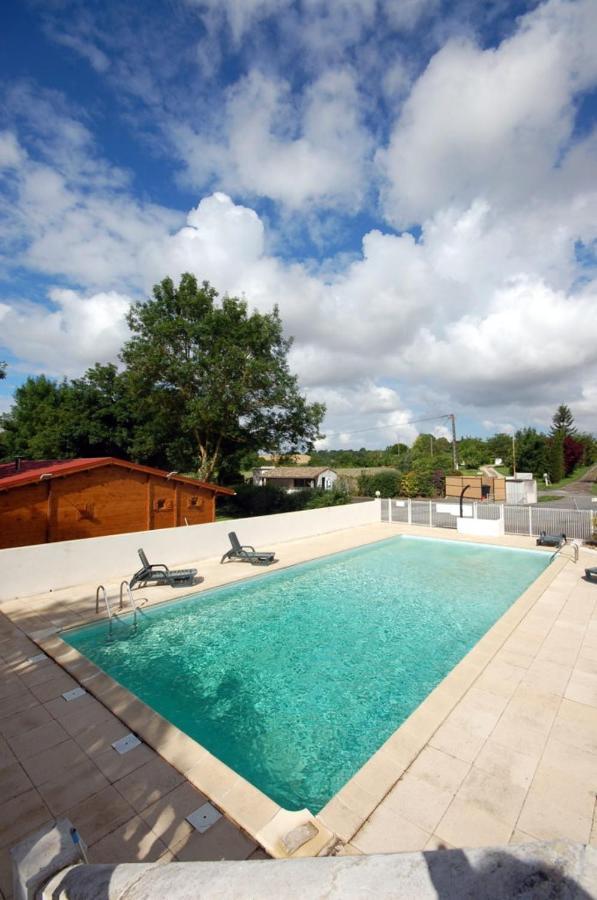 Camping Les 2 Salamandres Arces-sur-Gironde Екстер'єр фото
