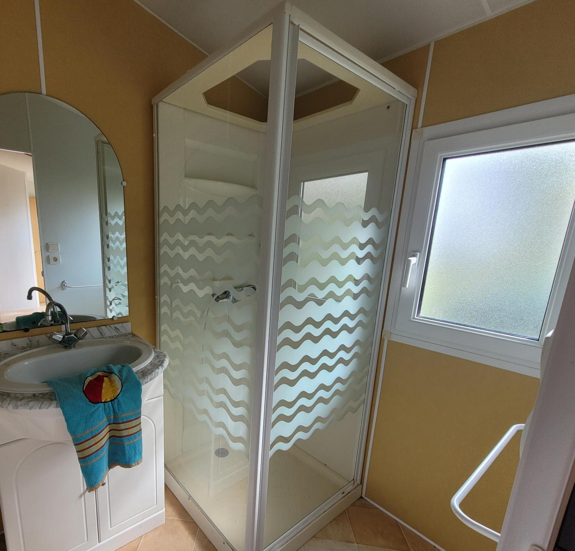 Camping Les 2 Salamandres Arces-sur-Gironde Екстер'єр фото