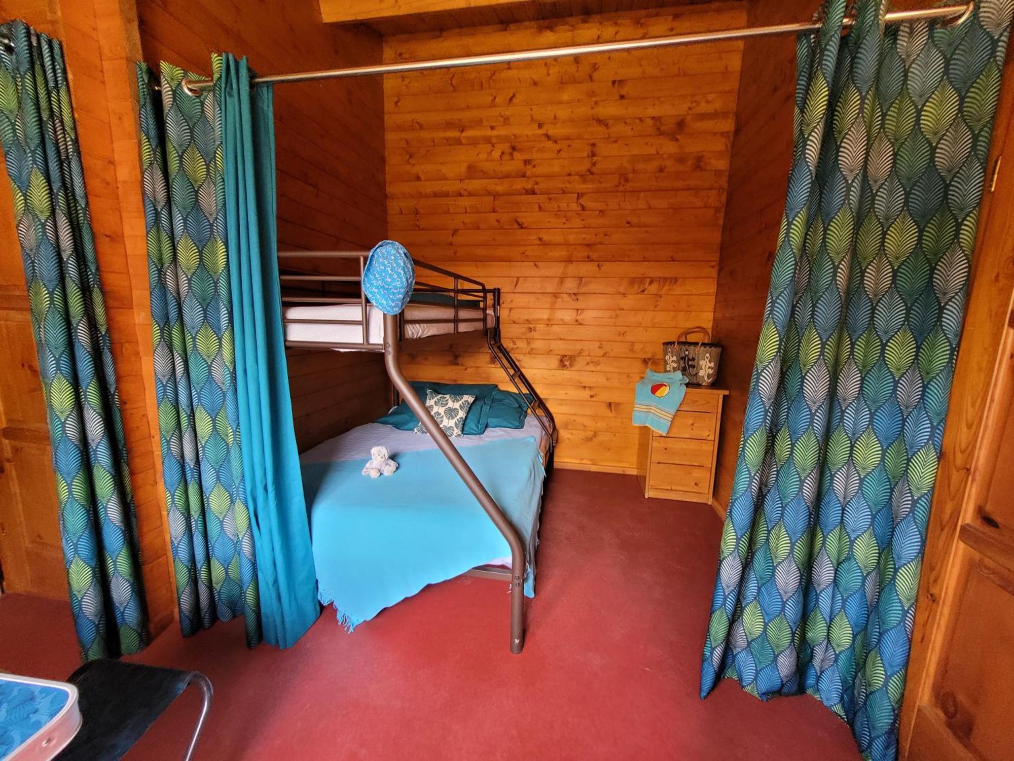Camping Les 2 Salamandres Arces-sur-Gironde Екстер'єр фото